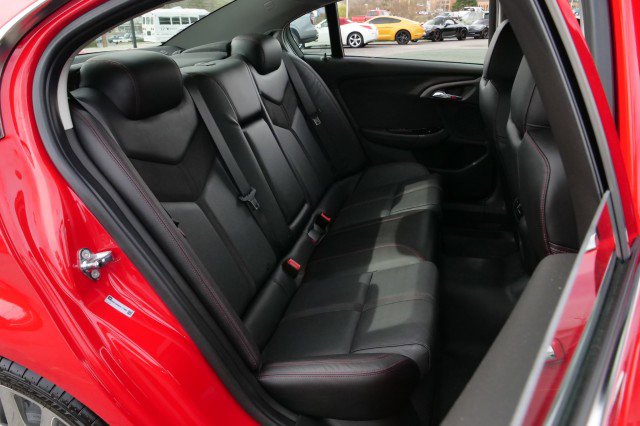 Used 2015 Chevrolet SS / 6.2L V8 / Sunroof / Heated & image 25