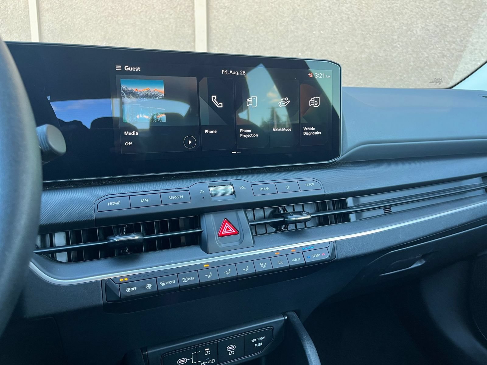 Used 2025 Kia K4 FWD image 19