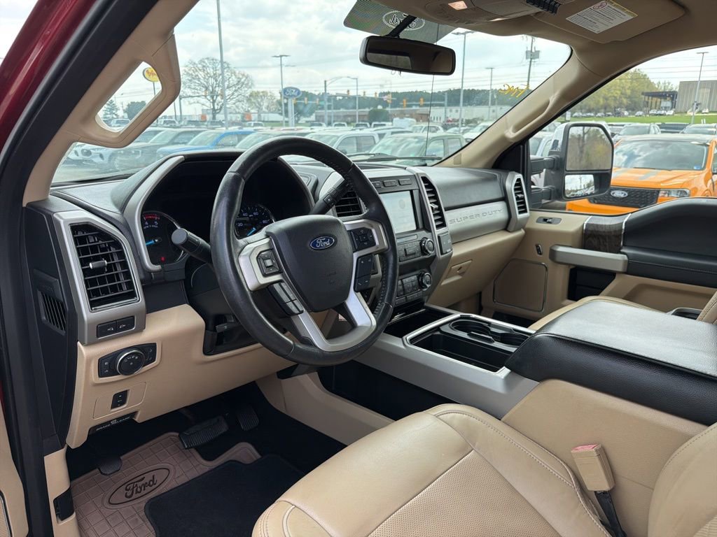 Used 2019 Ford F350 Lariat w/ Chrome Package image 9