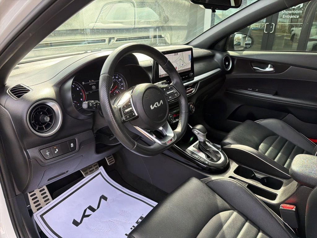 Used 2022 Kia Forte GT-Line w/ GT-Line Premium Package image 27