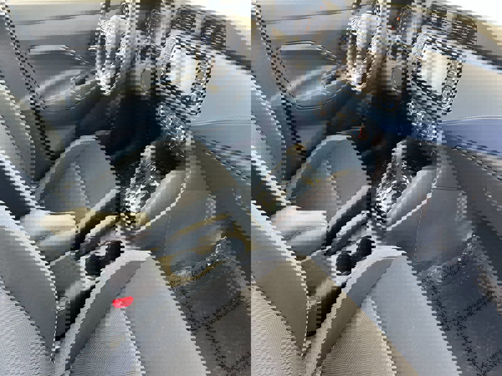 Used 2025 Nissan Versa SV image 16