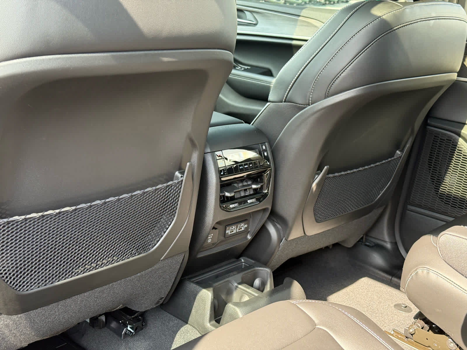 New 2025 Jeep Grand Cherokee L Limited AWD/4WD image 27