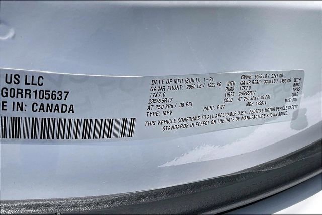 Used 2024 Chrysler Voyager LX image 20