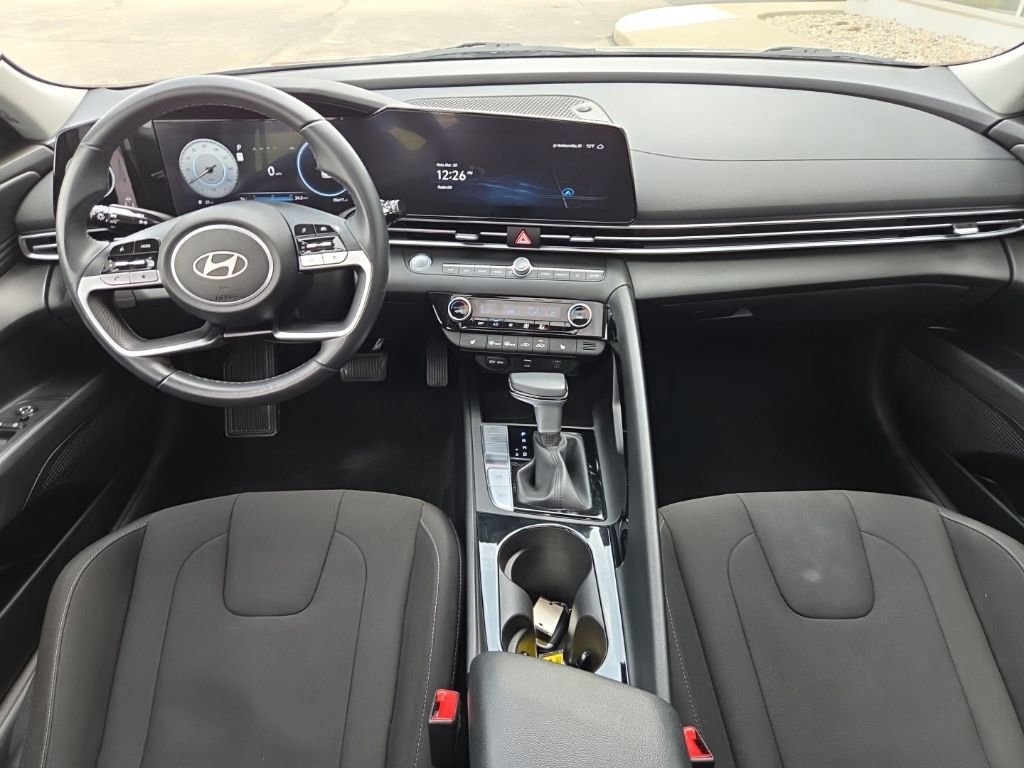 Certified 2024 Hyundai Elantra SEL w/ Convenience Package FWD image 29