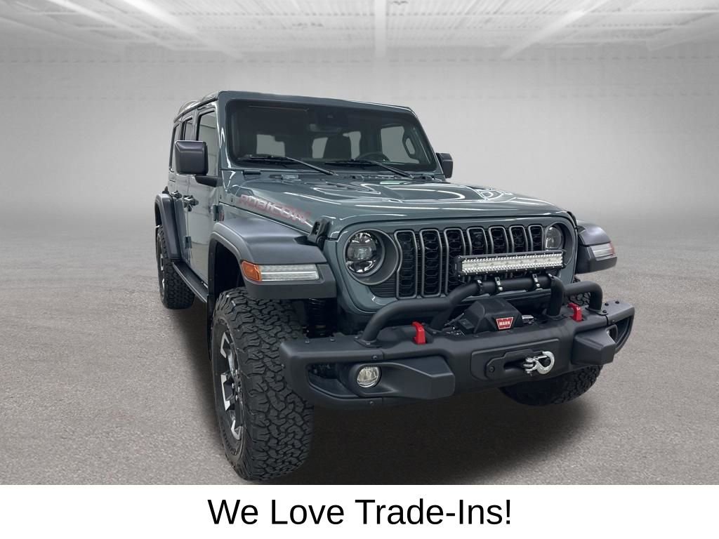 Used 2025 Jeep Wrangler Unlimited Rubicon w/ Safety Group AWD/4WD image 3