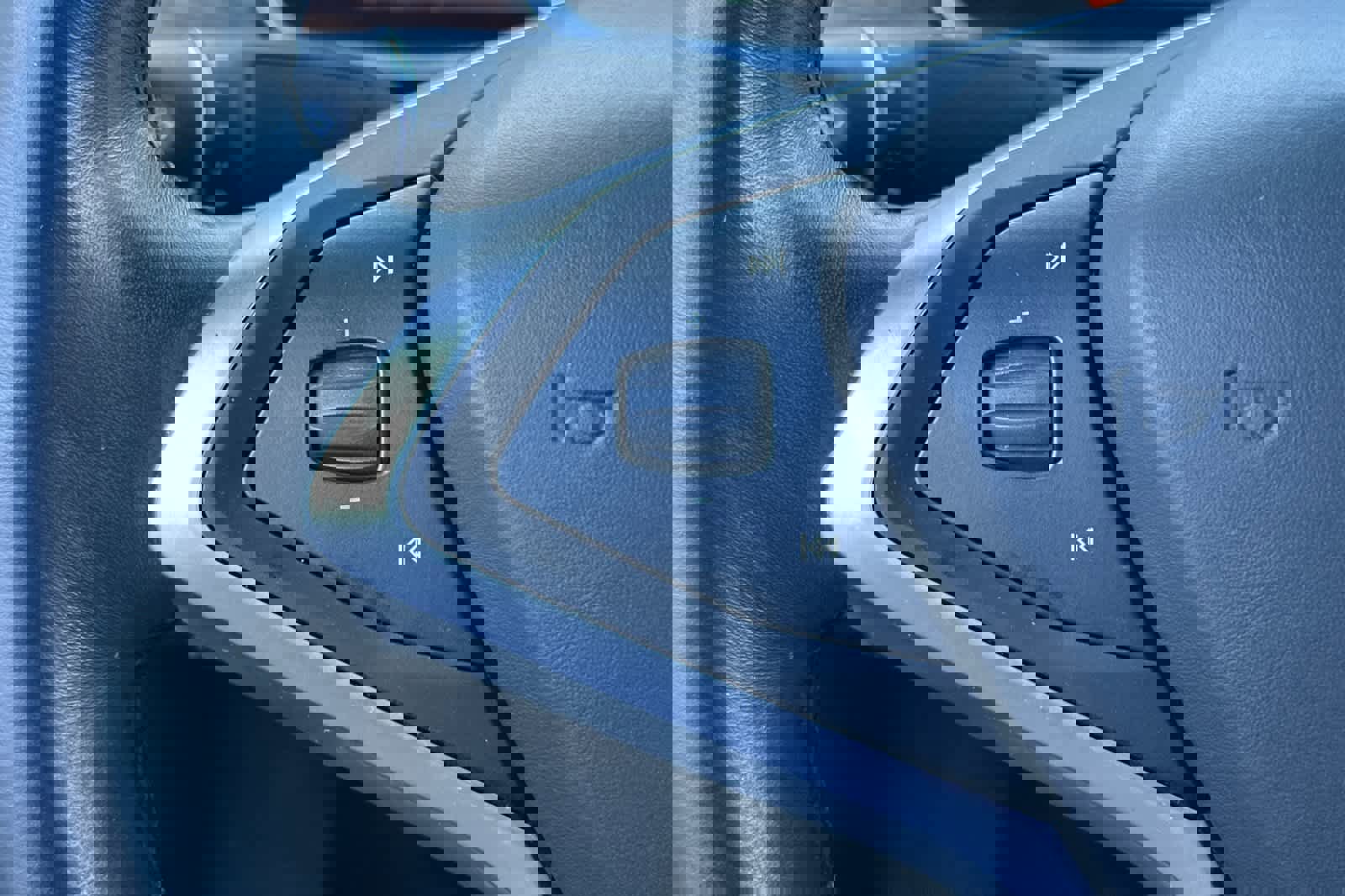 Used 2017 Tesla Model X image 25