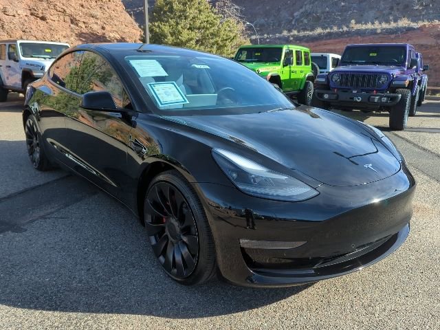 Used 2022 Tesla Model 3 Performance image 3
