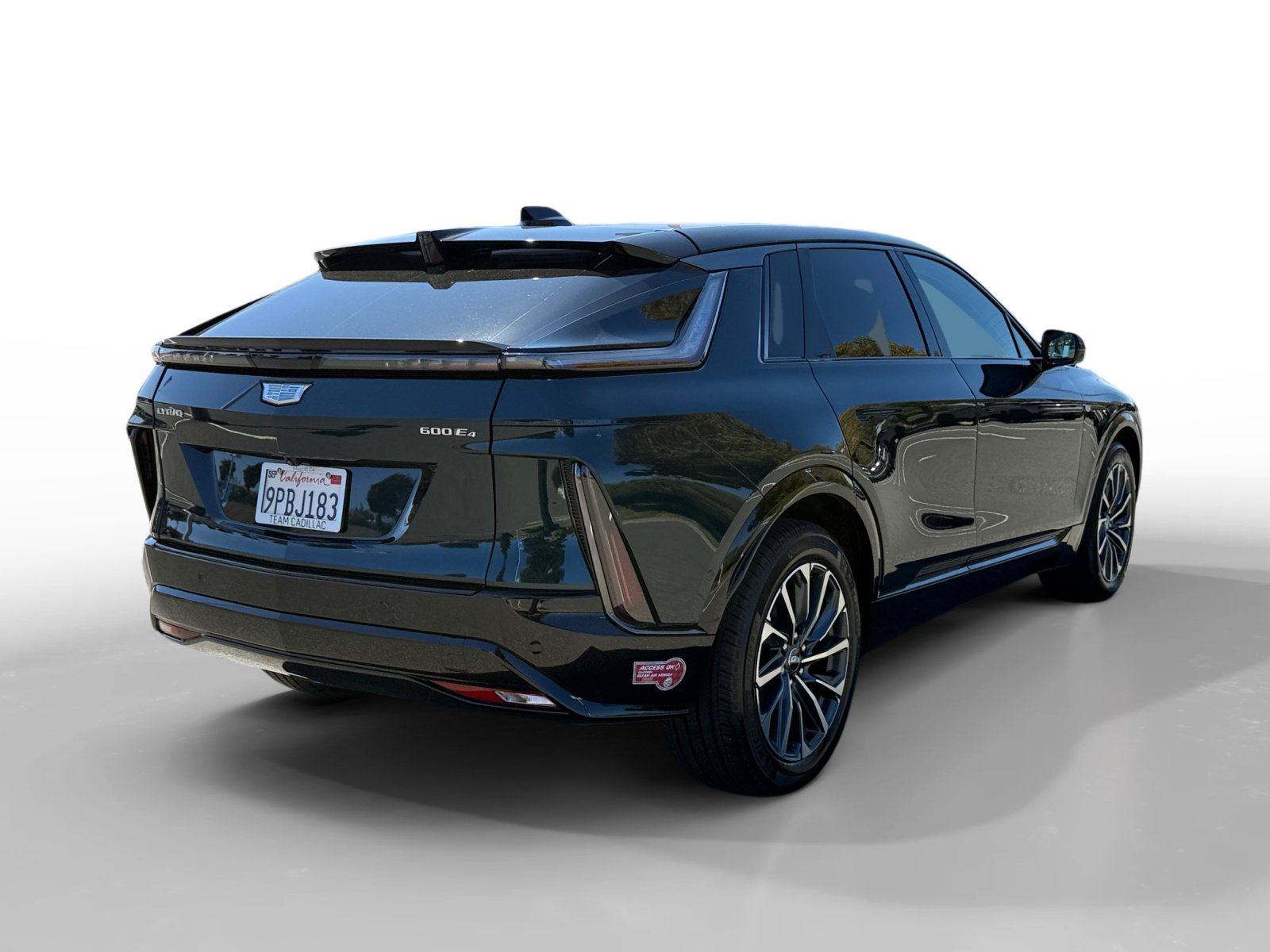 Used 2024 Cadillac Lyriq Sport w/ LPO, Floor Liner Package AWD/4WD image 5