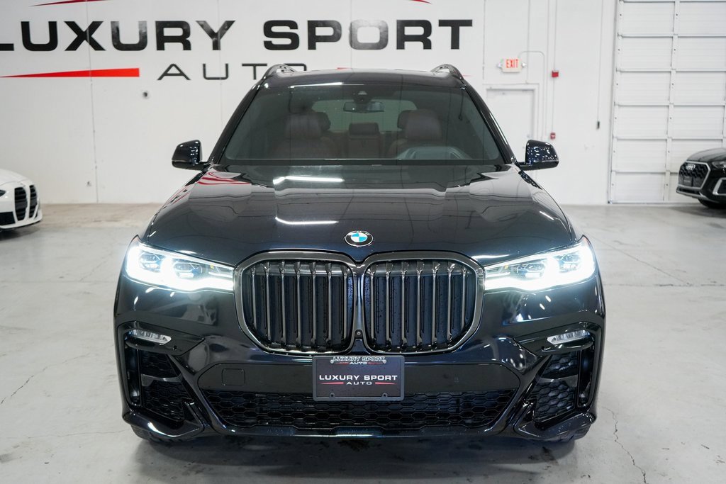 Used 2022 BMW X7 M50i w/ Dynamic Handling Package image 4