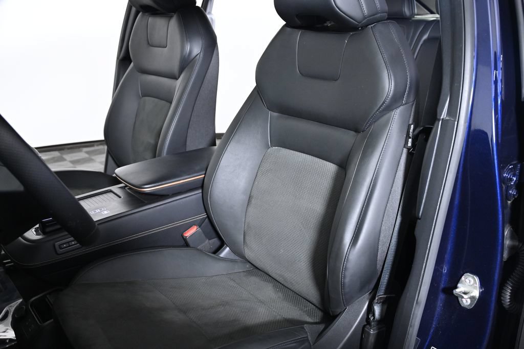 Certified 2023 Nissan Ariya FWD image 24