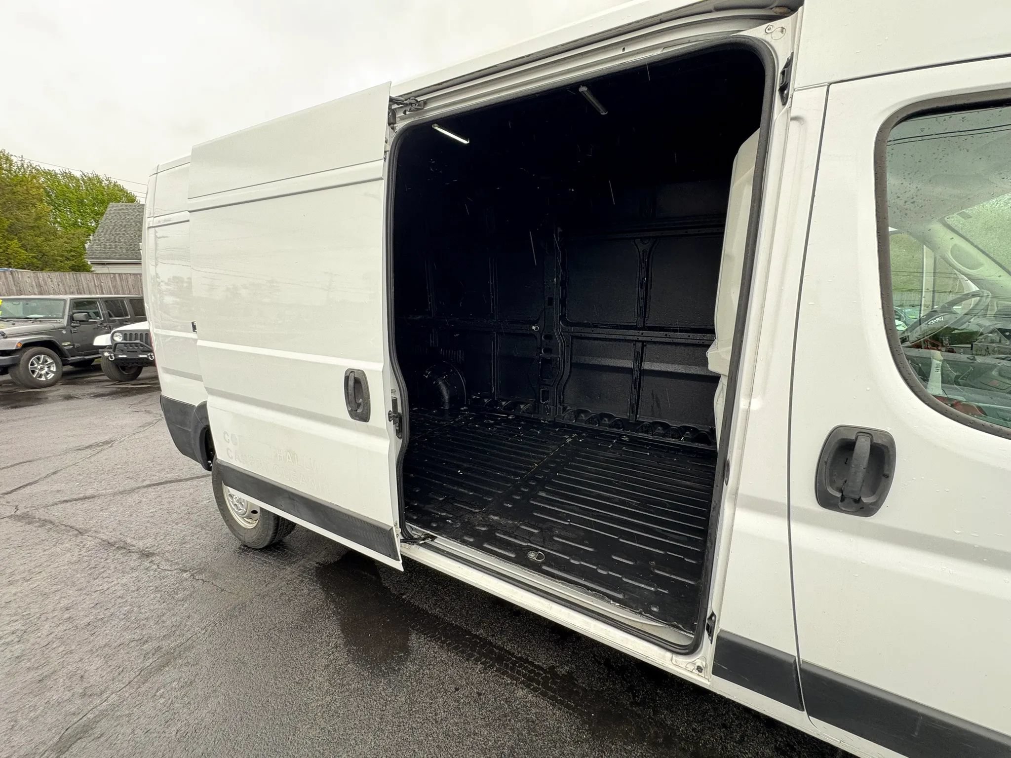 Used 2020 RAM ProMaster 2500 FWD image 13