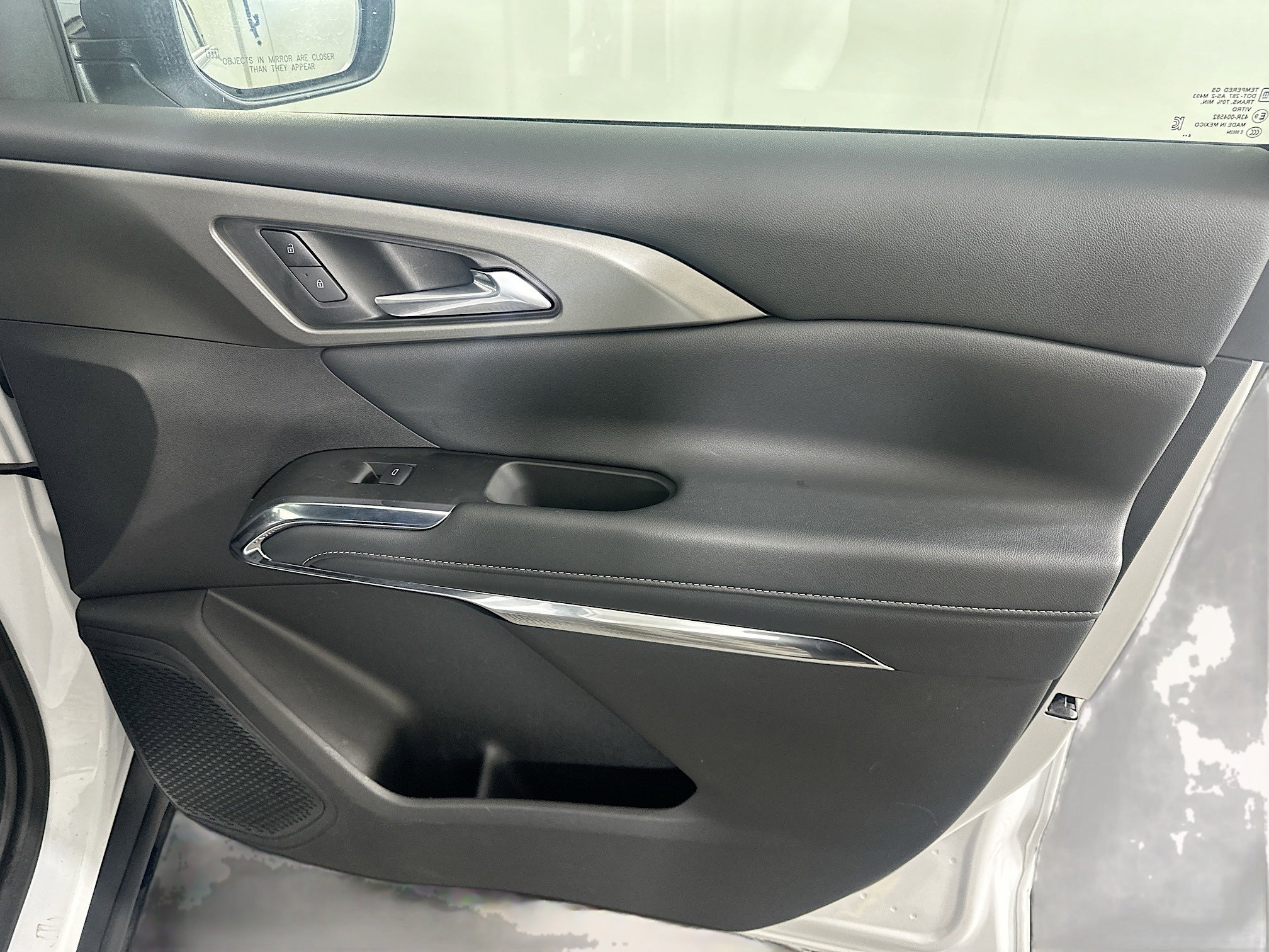 Used 2025 Chevrolet Traverse LT image 31