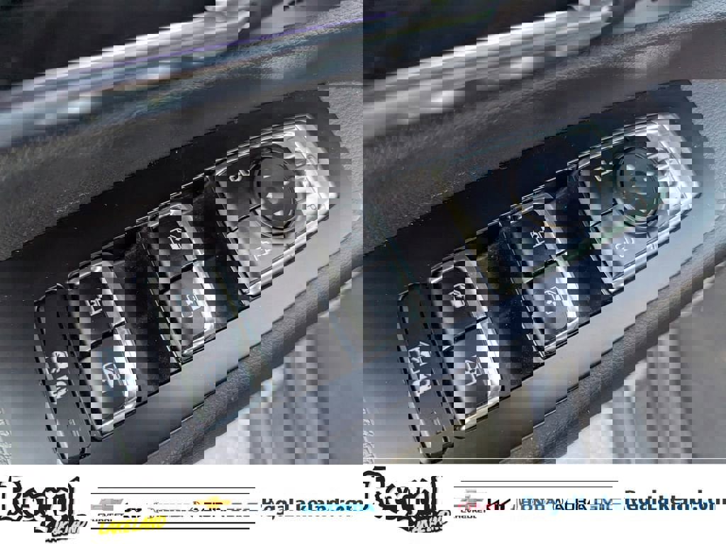 Used 2022 Kia Telluride EX w/ EX Premium Package image 17