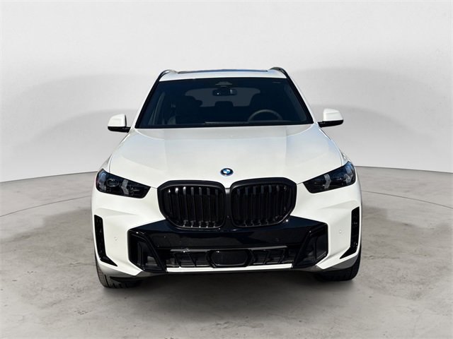 New 2026 BMW X5 xDrive50e w/ M Sport Package image 2