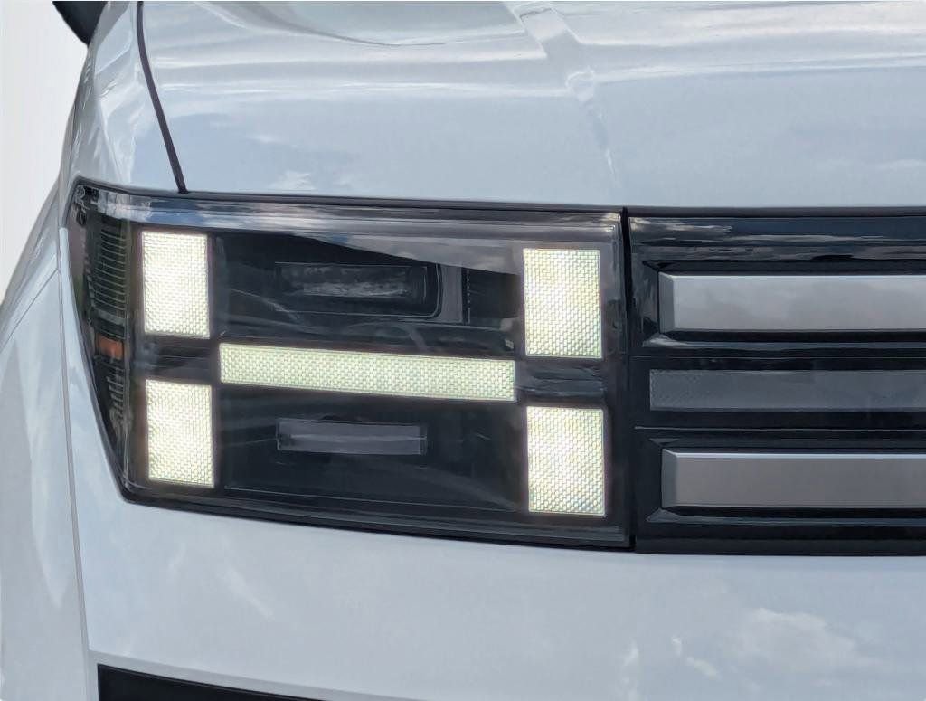 New 2026 Hyundai Santa Fe SE image 9