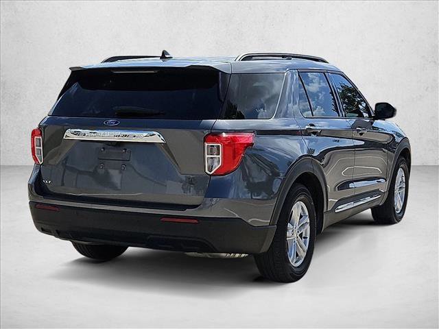 Used 2023 Ford Explorer XLT image 5