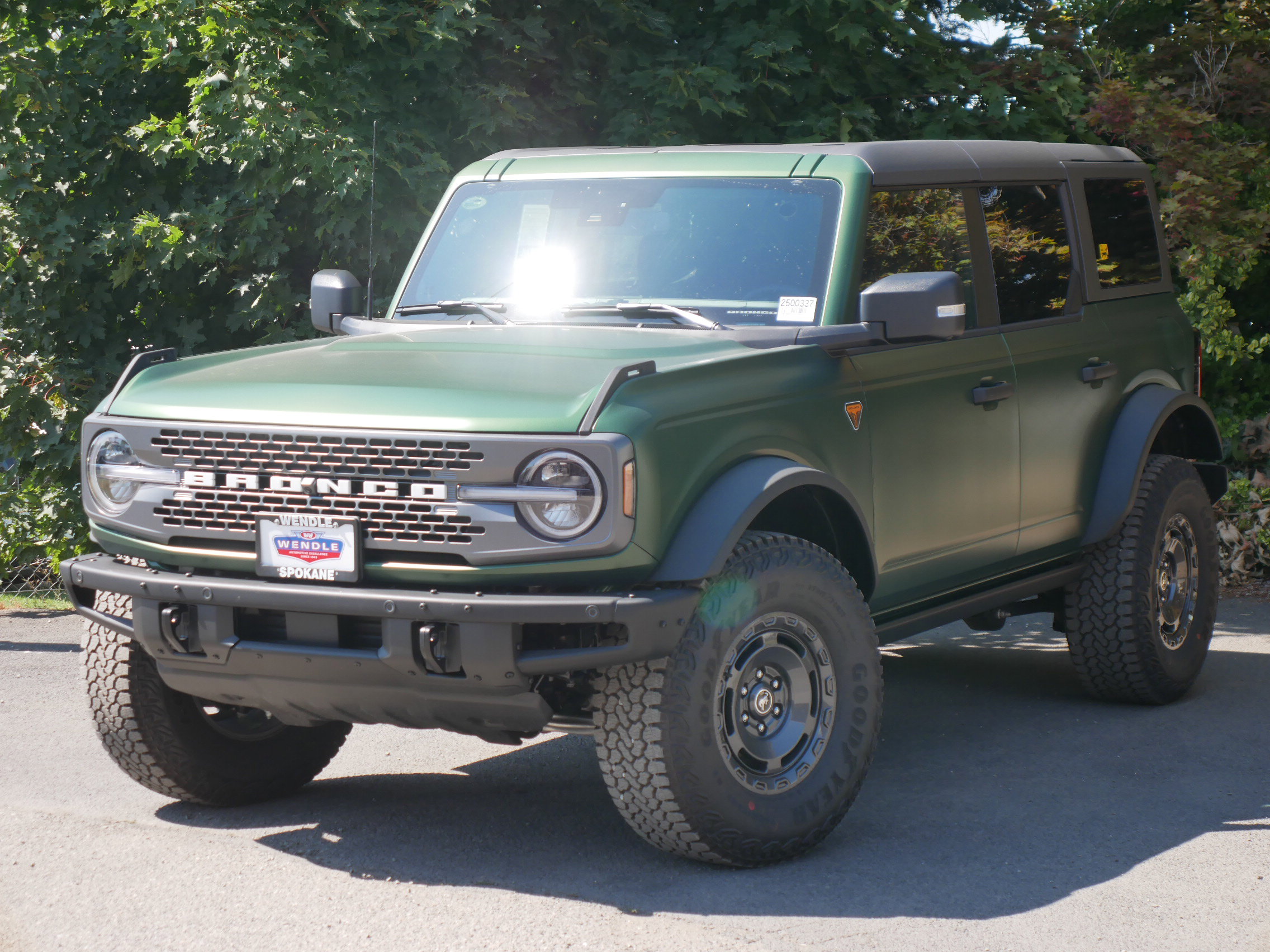 New 2025 Ford Bronco Badlands w/ Matte Film Protection Package image 2