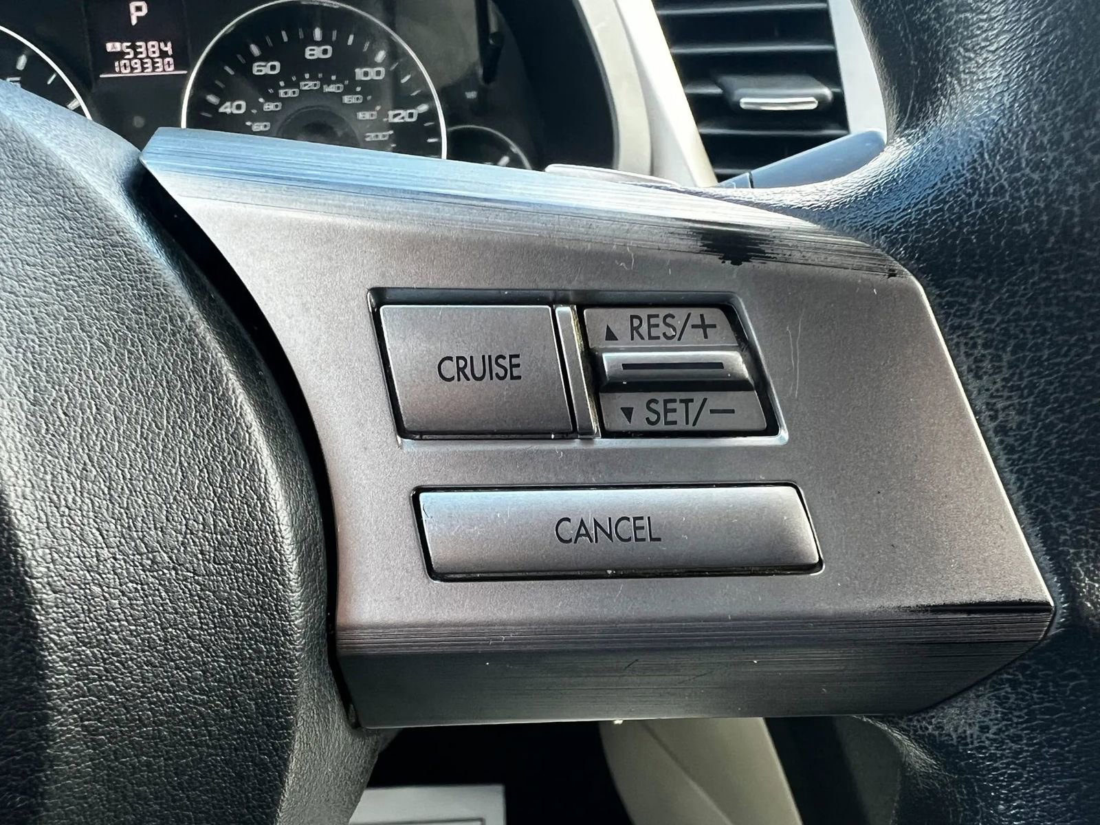 Used 2011 Subaru Outback 2.5i image 18