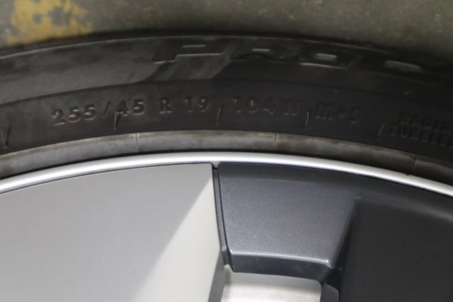 Used 2023 Tesla Model Y Long Range AWD/4WD image 39