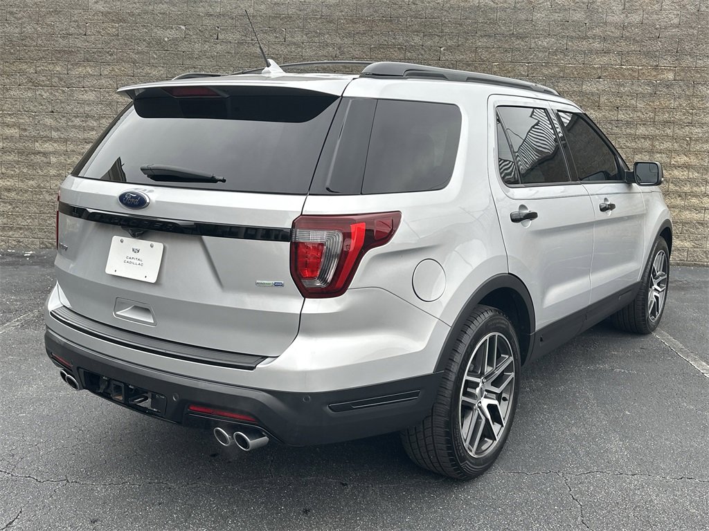 Used 2018 Ford Explorer Sport image 7