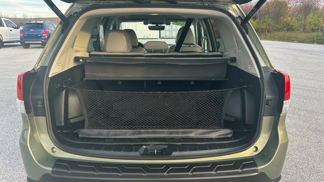 Used 2020 Subaru Forester Limited image 13