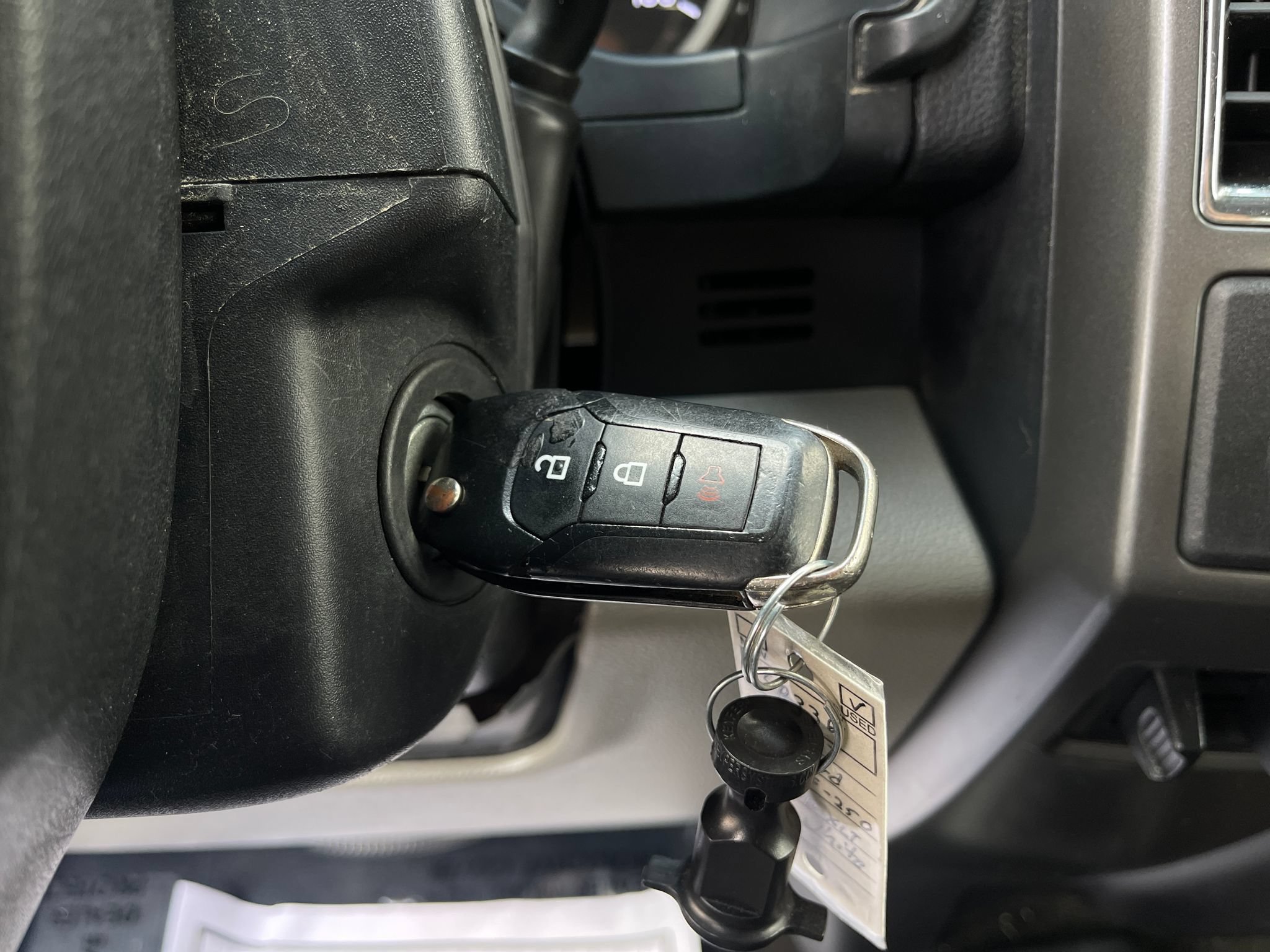 Used 2017 Ford F250 XLT AWD/4WD image 17