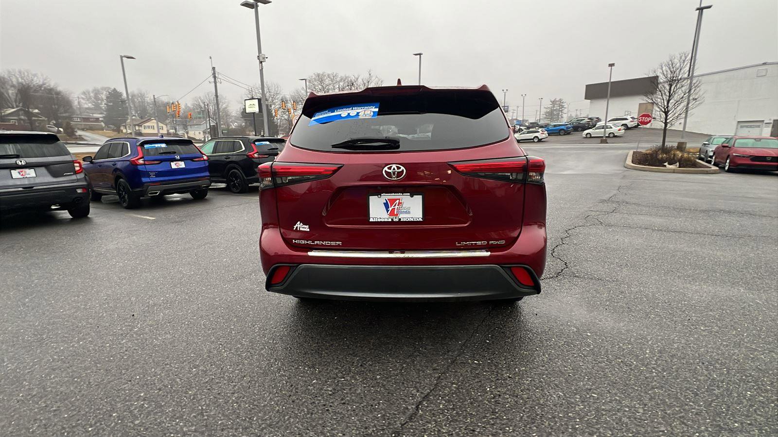 Used 2020 Toyota Highlander Limited image 5