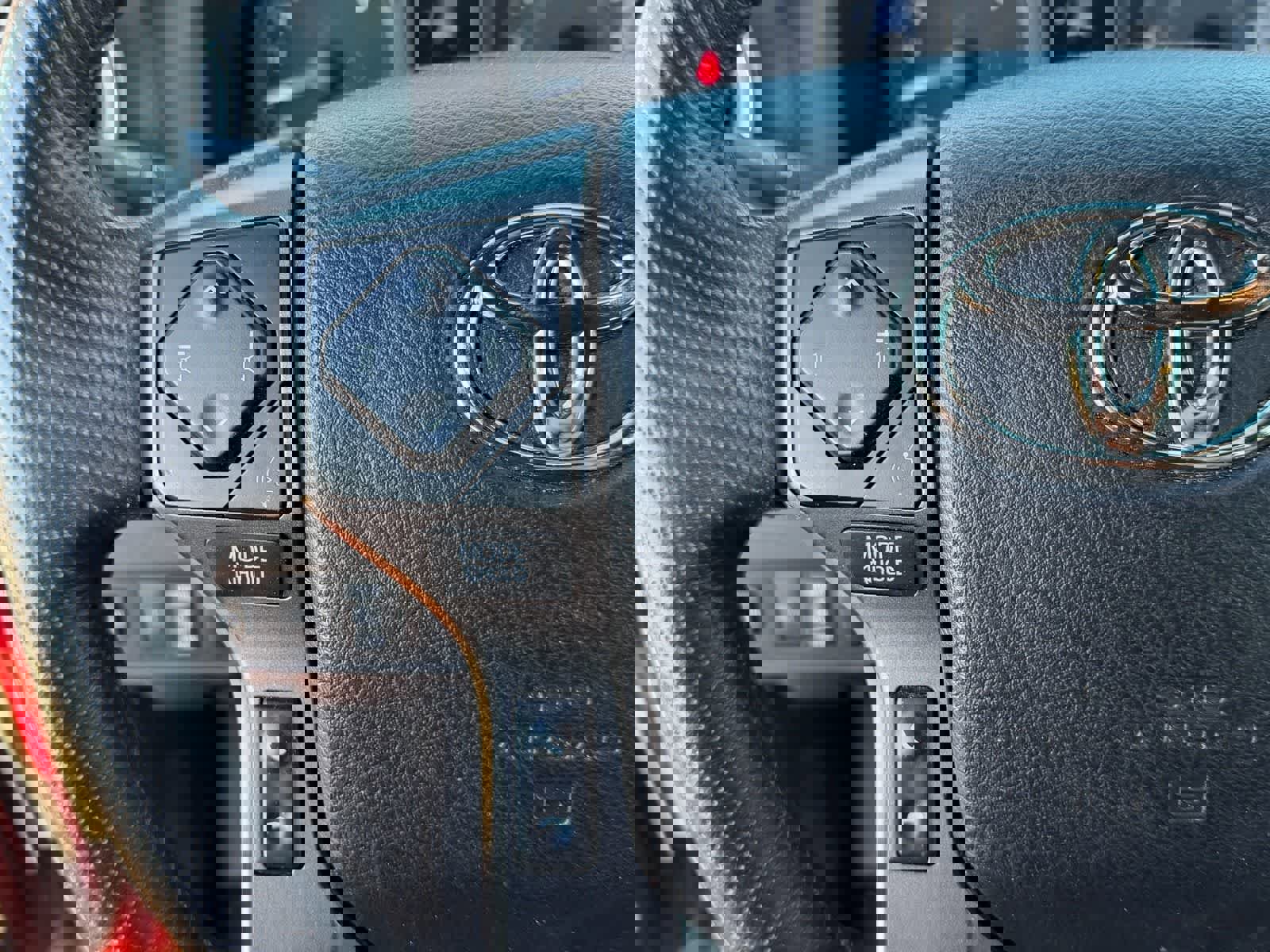 Used 2023 Toyota Tacoma TRD Off-Road image 16