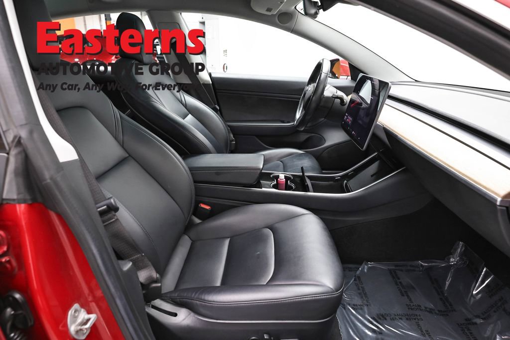 Used 2018 Tesla Model 3 Performance image 18