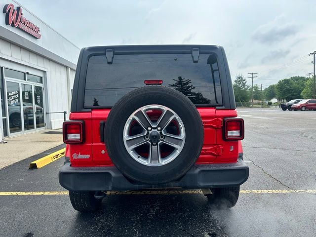 Used 2020 Jeep Wrangler Unlimited Sahara AWD/4WD image 7