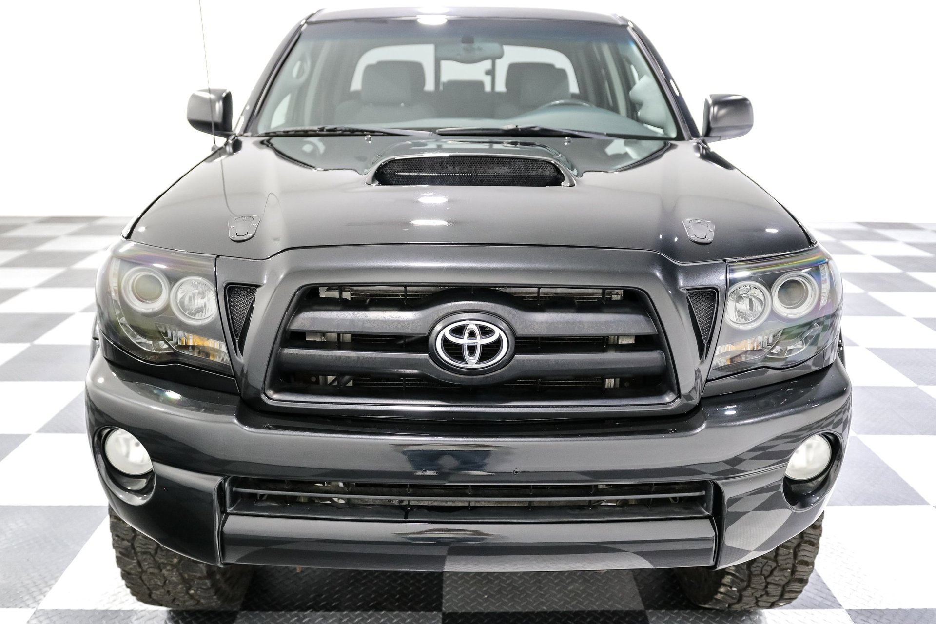 Used 2006 Toyota Tacoma PreRunner RWD image 2