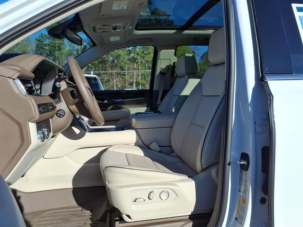 Used 2024 GMC Yukon XL Denali image 20