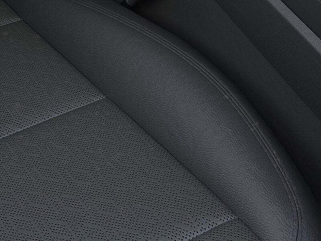 New 2026 Chevrolet Equinox LT w/ Convenience Package II FWD image 21