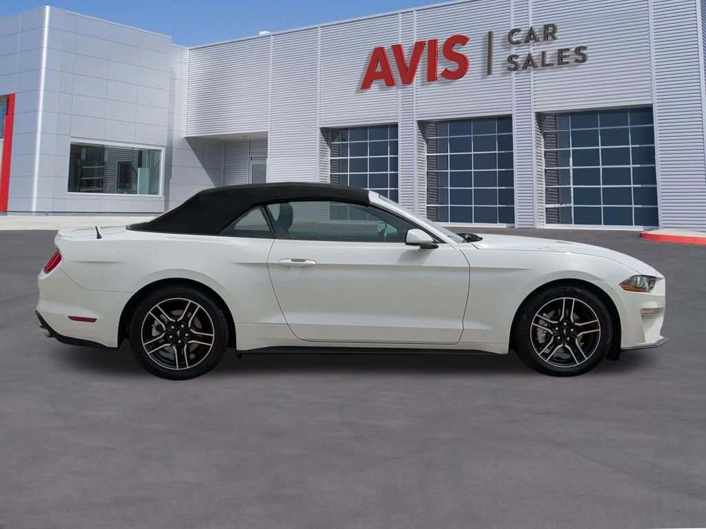 Used 2023 Ford Mustang Premium image 5