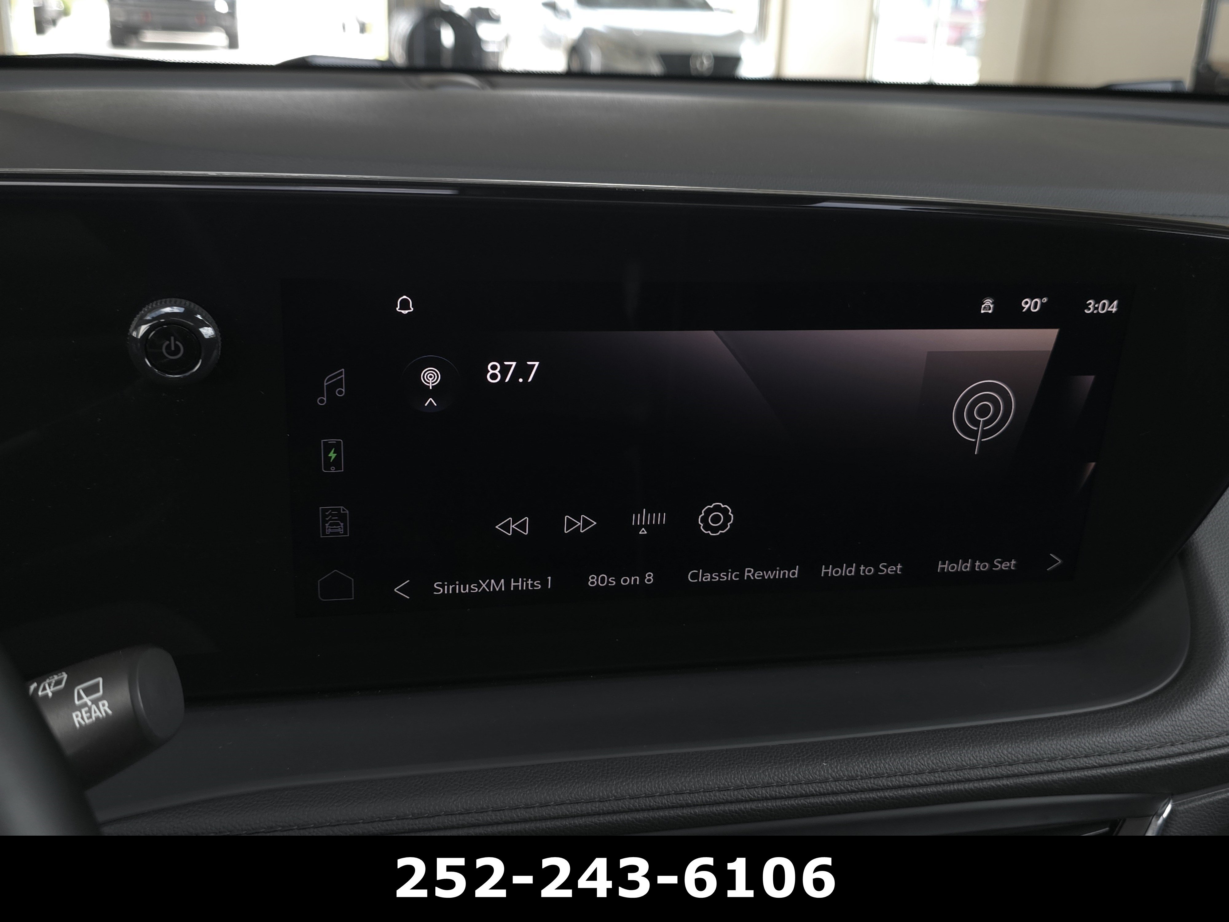 Used 2025 Buick Encore GX Avenir w/ Avenir Technology Package AWD/4WD image 18