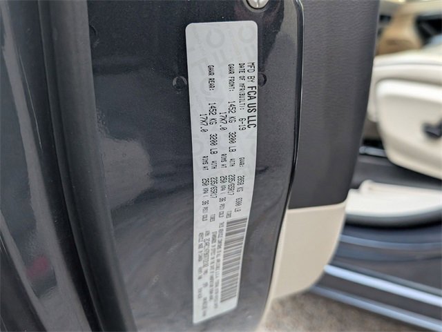 Used 2019 Chrysler Pacifica Limited w/ Advanced Safetytec Group image 32