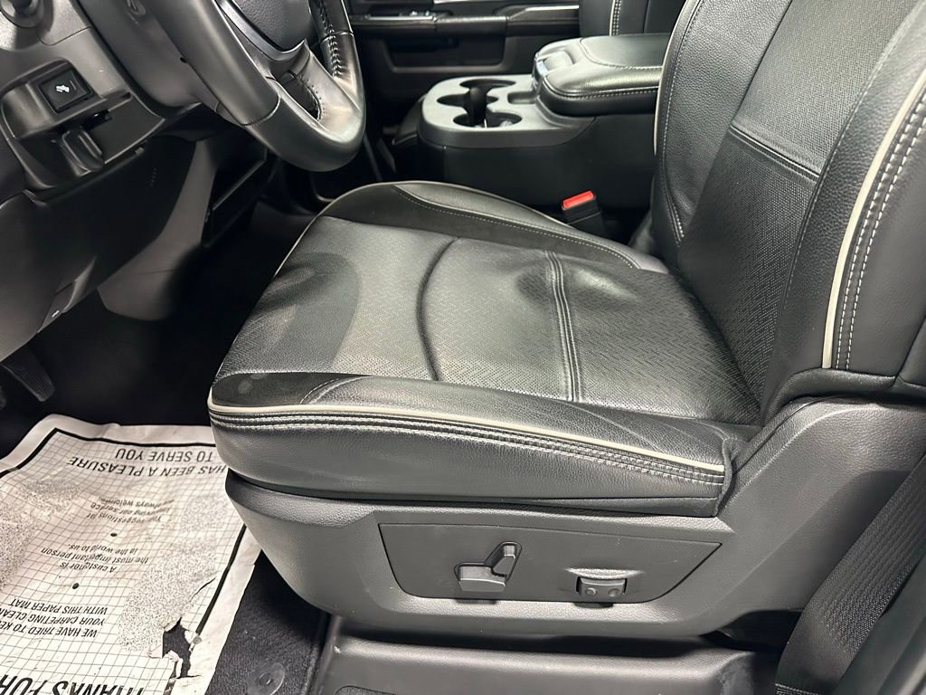 Used 2024 RAM 3500 Laramie image 13