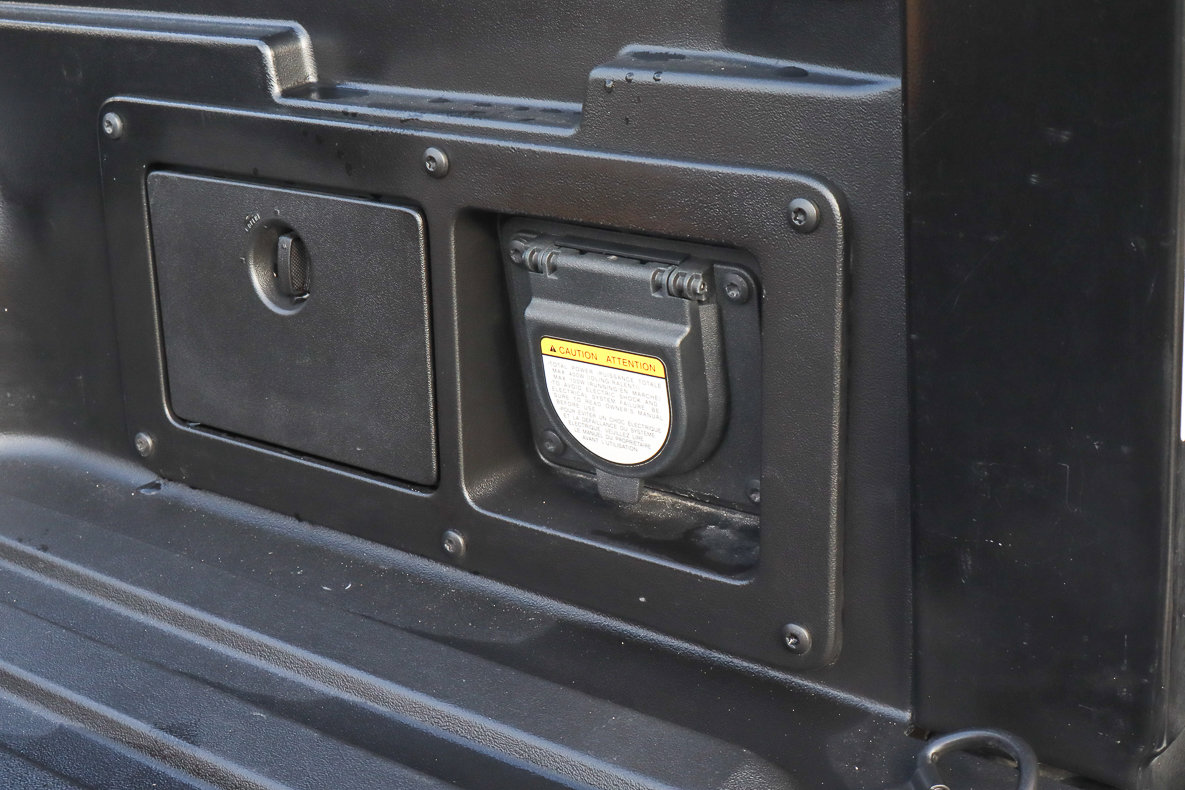 Used 2023 Toyota Tacoma TRD Off-Road image 15