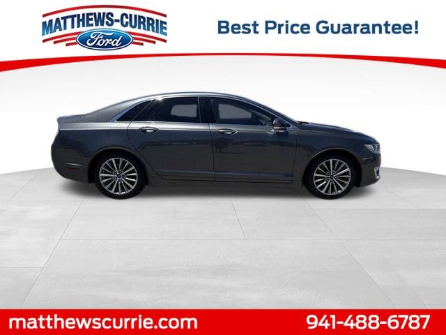 Used 2018 Lincoln MKZ Premiere image 3