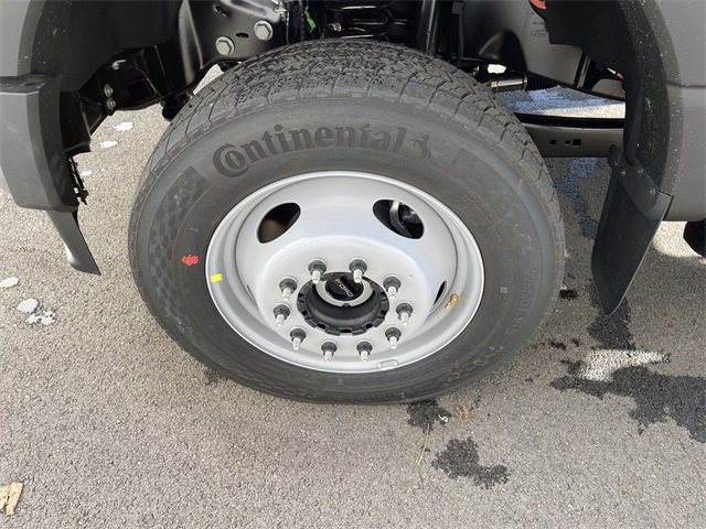 New 2026 Ford F550 4x4 Supercab Super Duty image 39