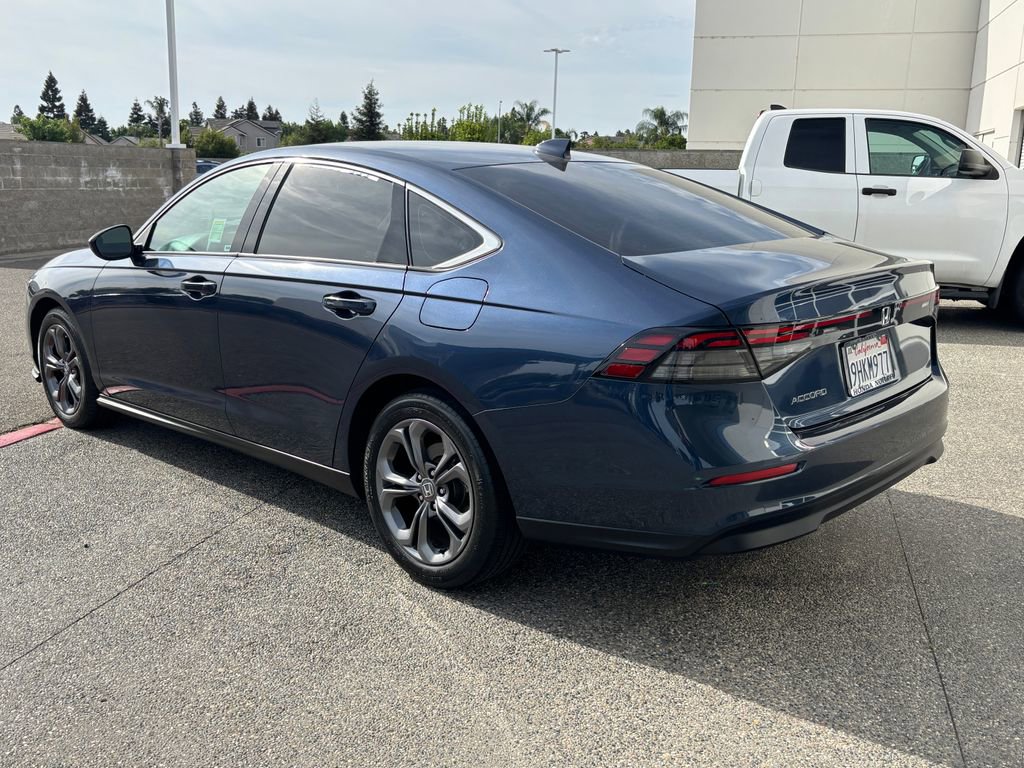 Used 2023 Honda Accord EX image 7