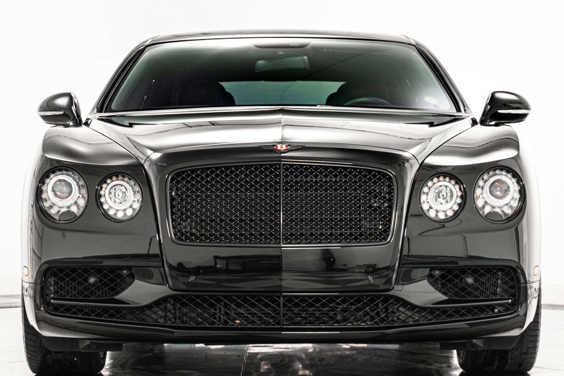 Used 2017 Bentley Flying Spur S V8 image 4