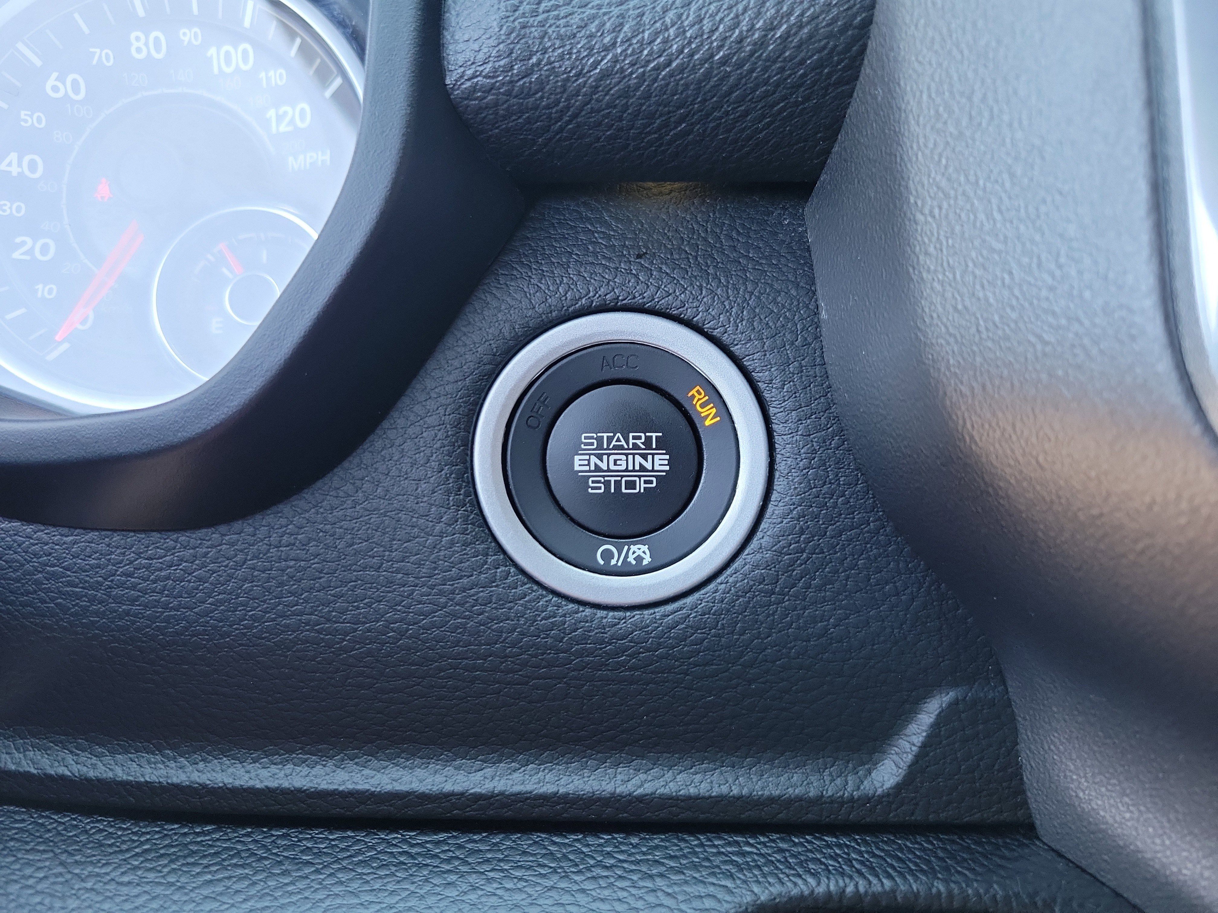 Used 2020 RAM 1500 Laramie w/ Sport Appearance Package image 13