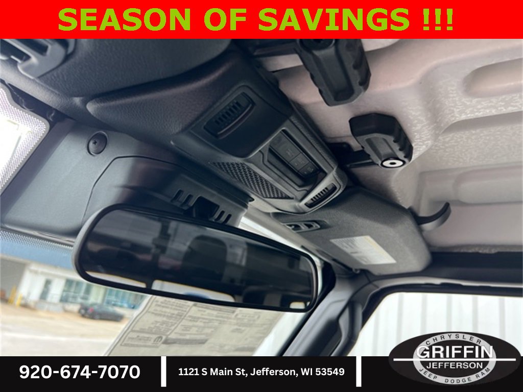 New 2025 Jeep Gladiator Sport image 21