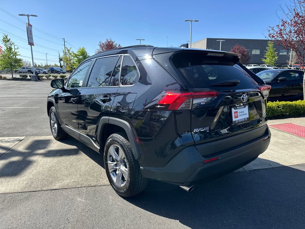 Certified 2025 Toyota RAV4 LE AWD/4WD image 3