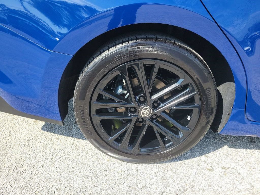 Used 2026 Toyota Camry SE FWD image 31