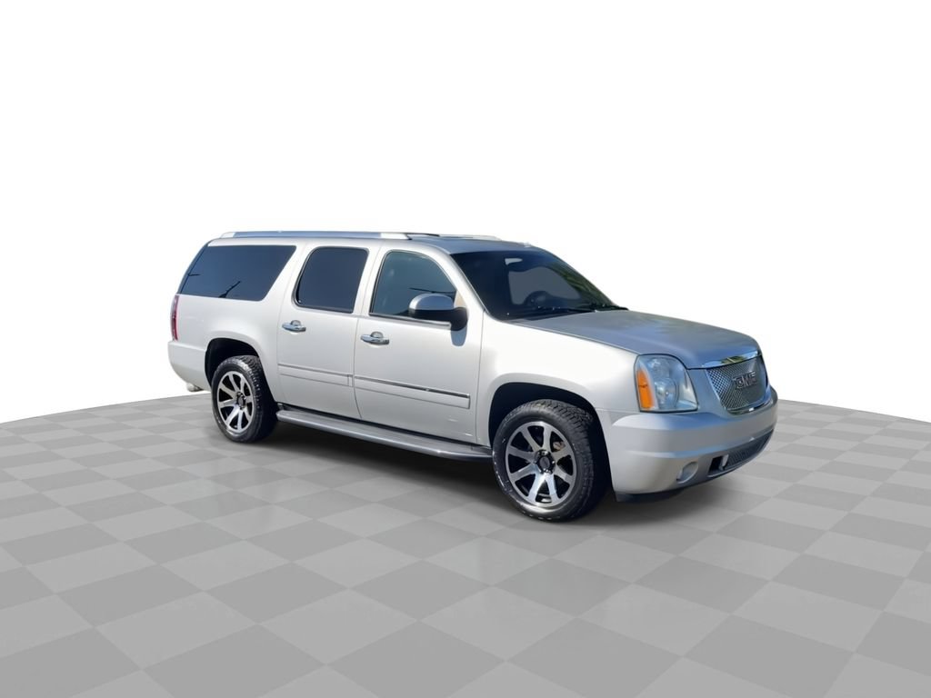 Used 2014 GMC Yukon XL Denali AWD/4WD image 2
