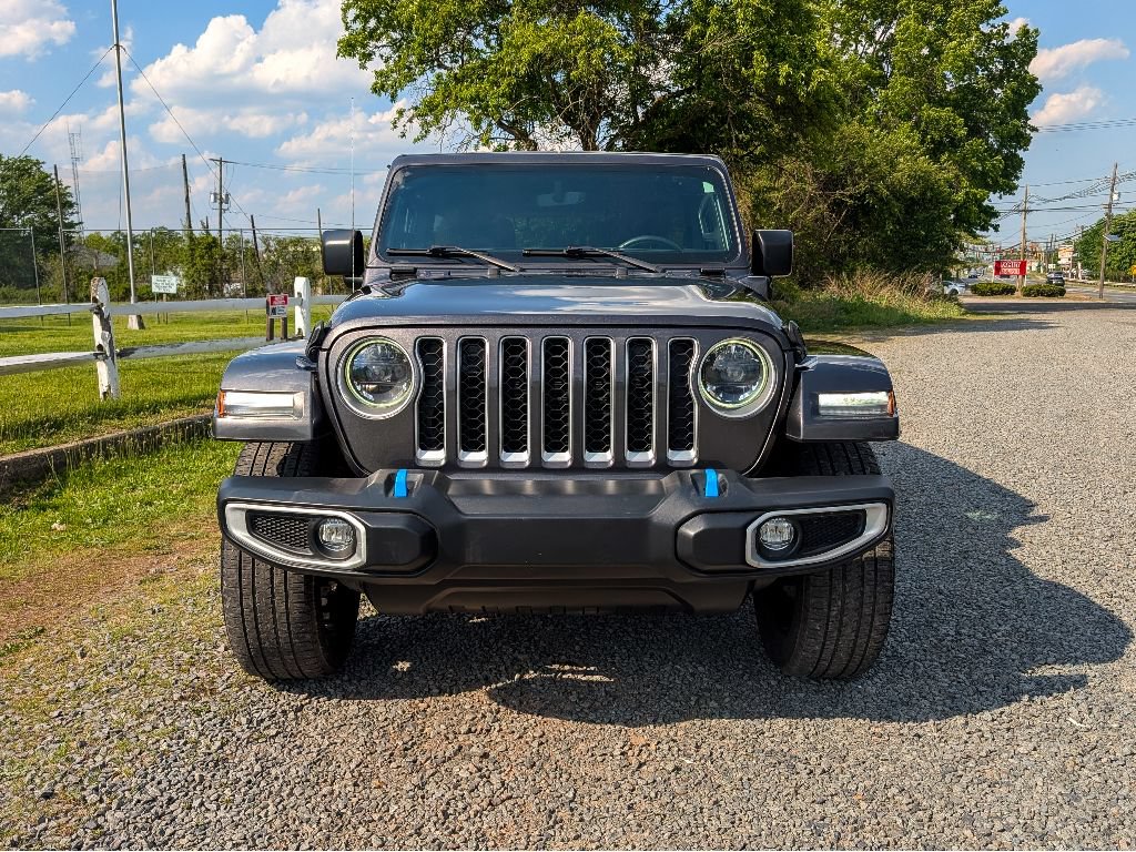 Used 2023 Jeep Wrangler Unlimited Sahara w/ Cold Weather Group AWD/4WD image 2