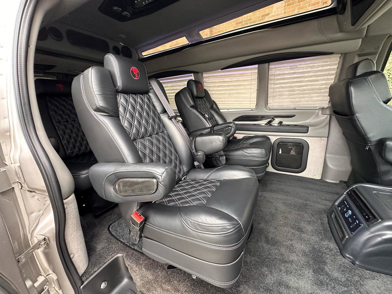 Used 2023 GMC Savana 2500 RWD image 62