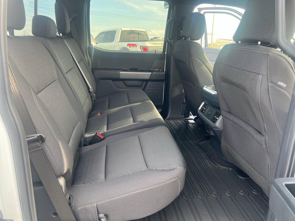 New 2026 Ford F150 XLT w/ Equipment Group 302A MID AWD/4WD image 18